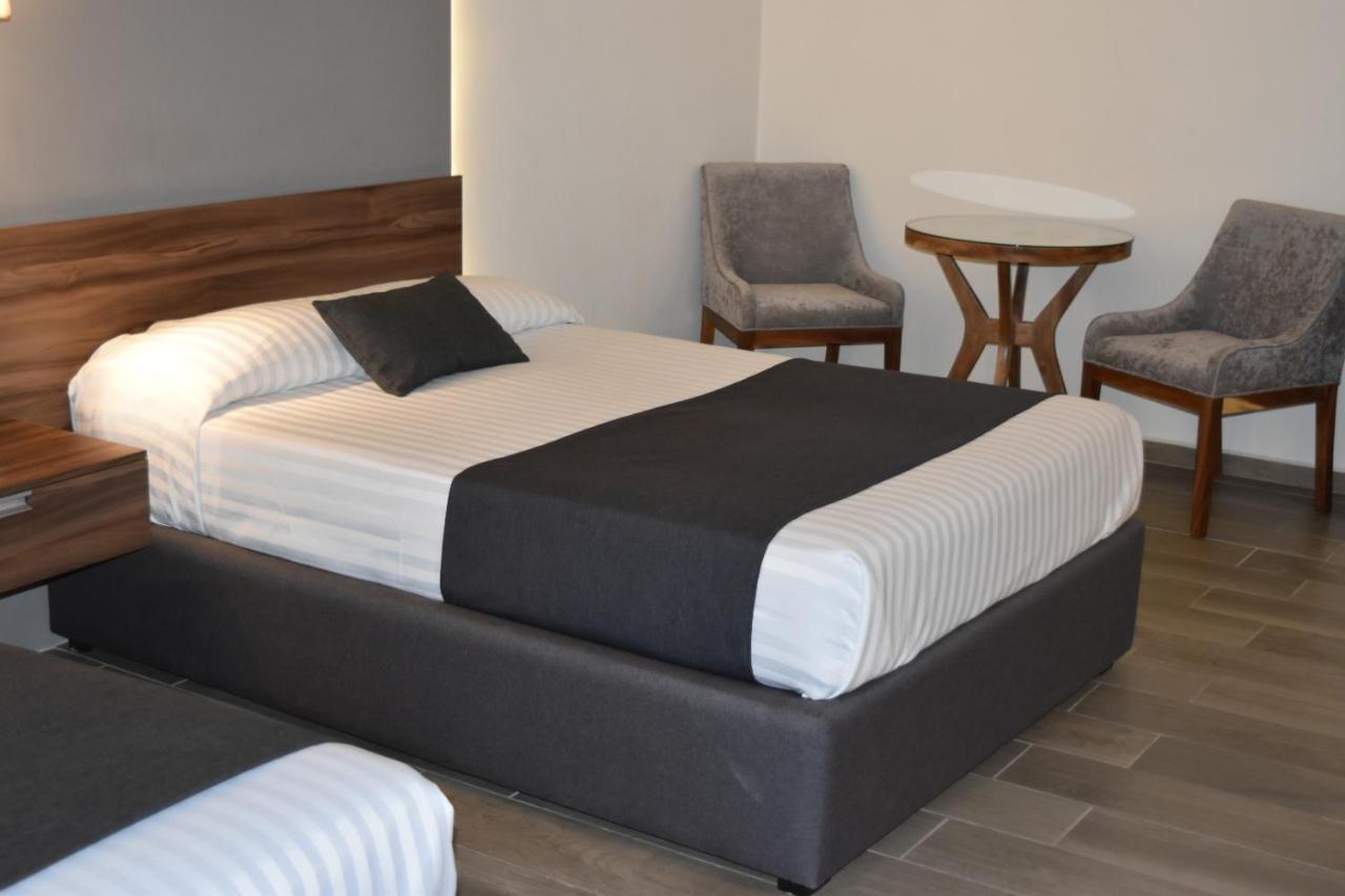 Estanza Hotel & Suites Morelia Ngoại thất bức ảnh