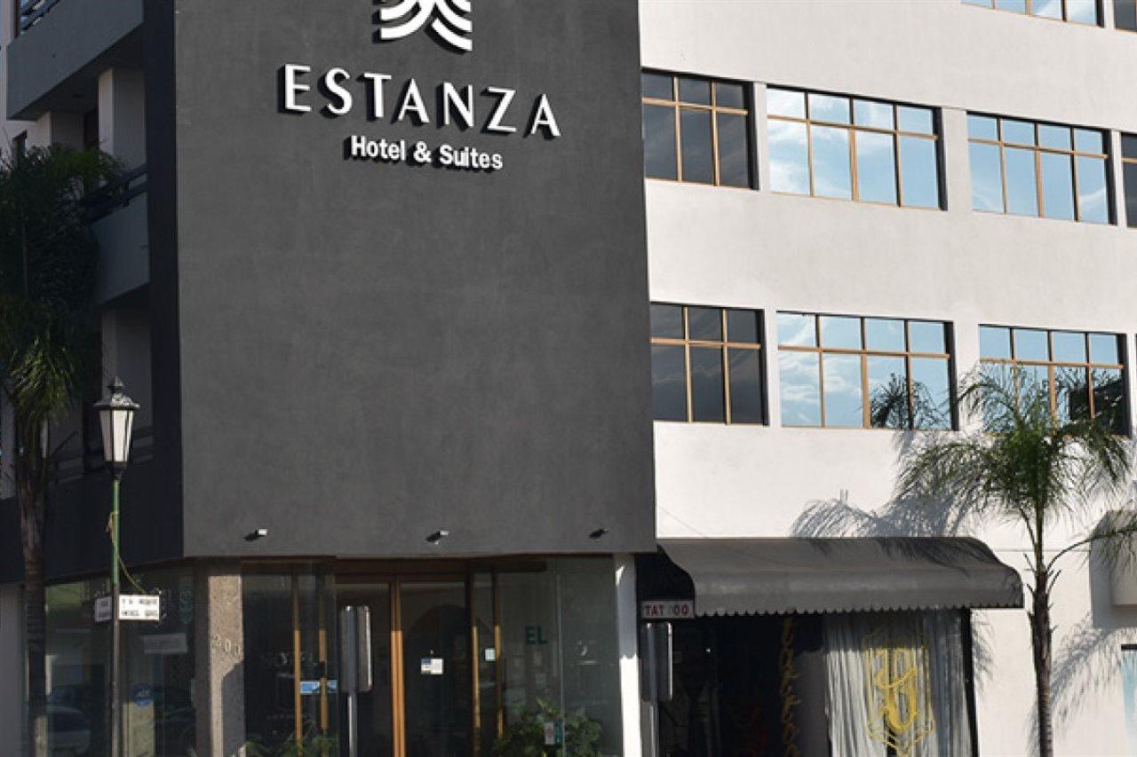 Estanza Hotel & Suites Morelia Ngoại thất bức ảnh