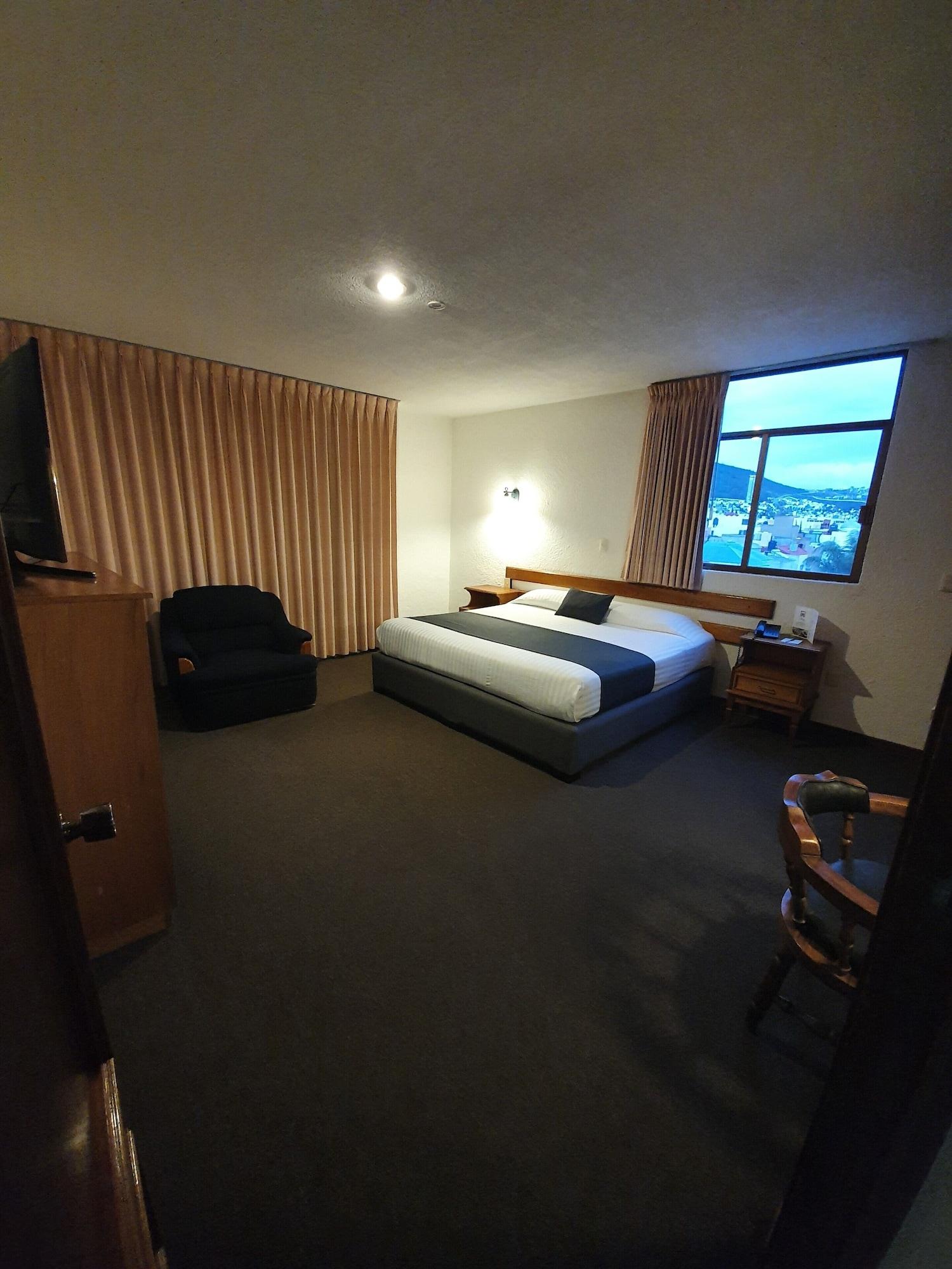 Estanza Hotel & Suites Morelia Ngoại thất bức ảnh