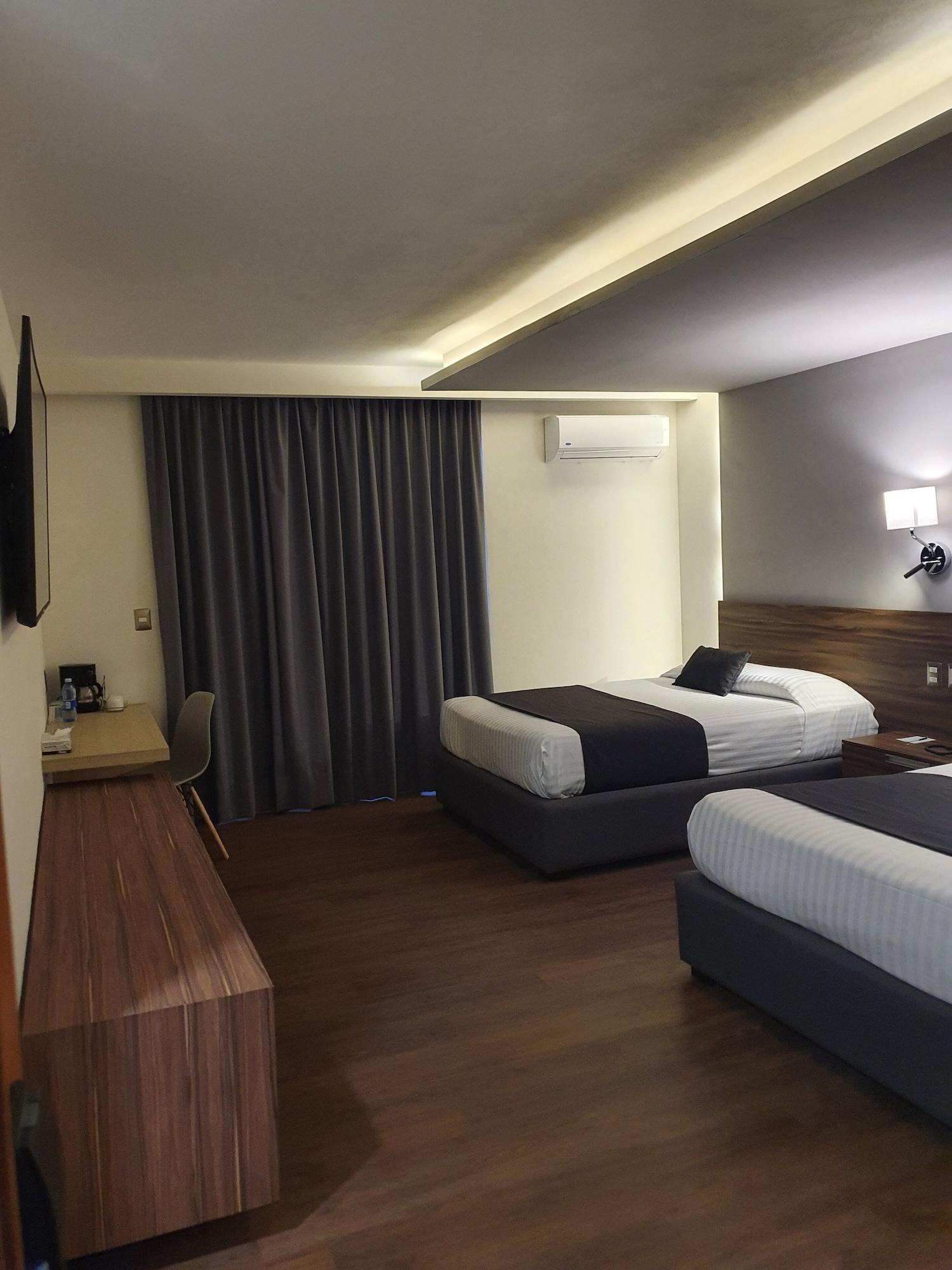 Estanza Hotel & Suites Morelia Ngoại thất bức ảnh
