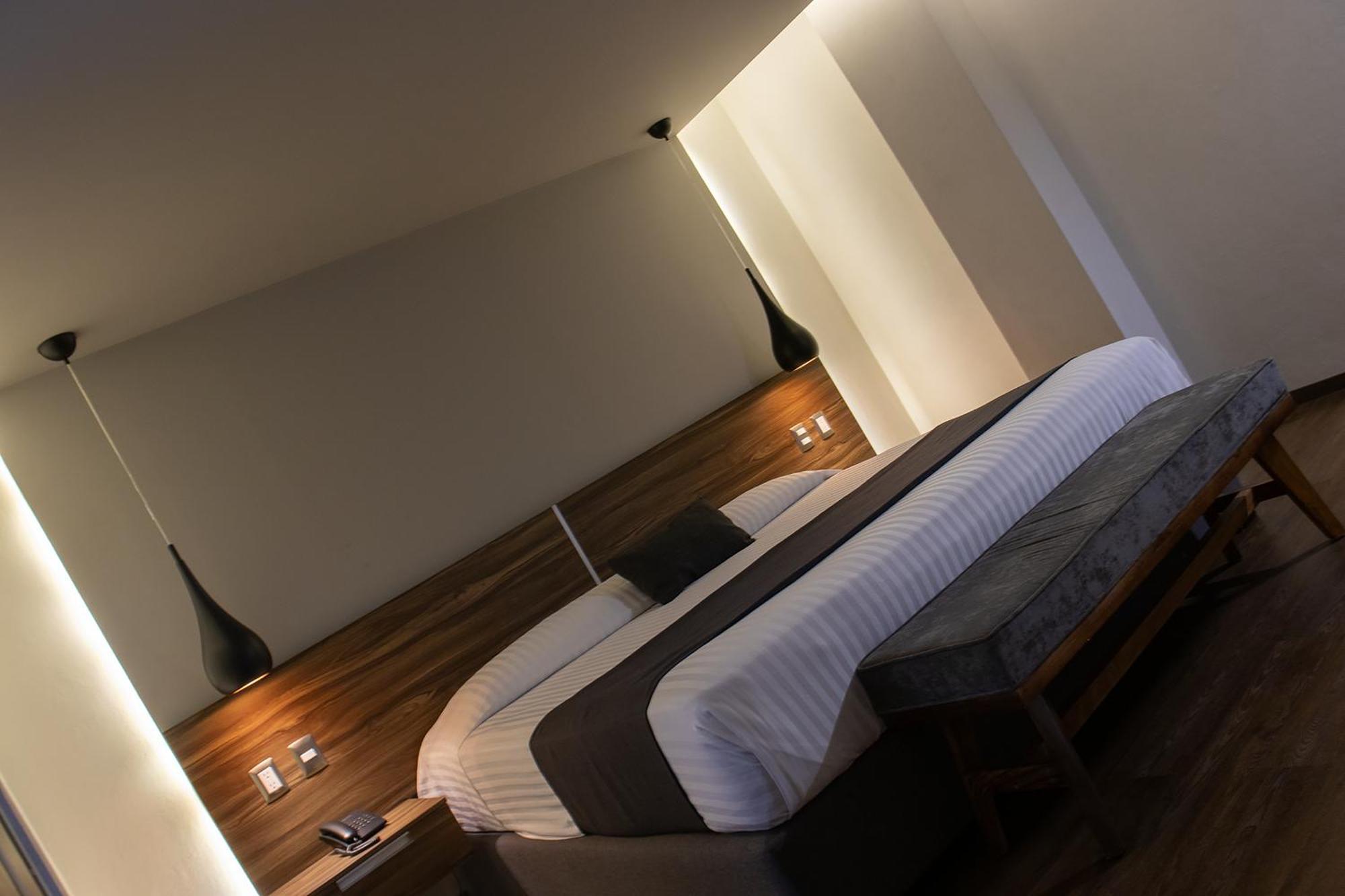Estanza Hotel & Suites Morelia Ngoại thất bức ảnh