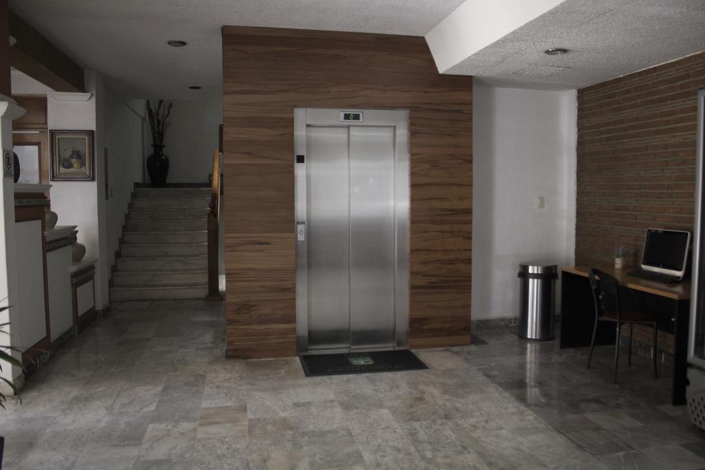 Estanza Hotel & Suites Morelia Ngoại thất bức ảnh
