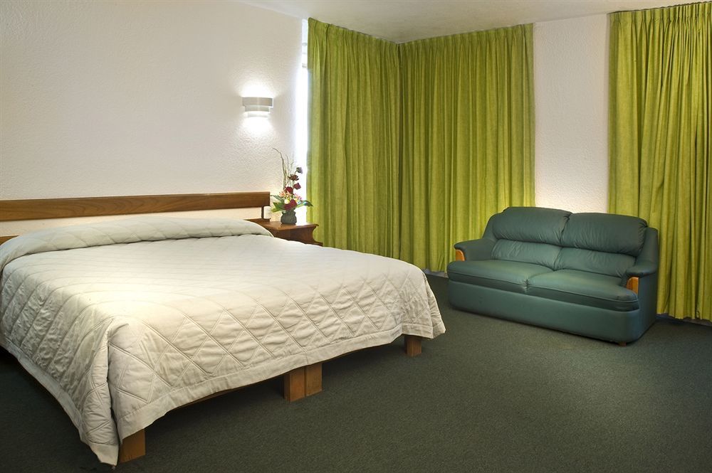 Estanza Hotel & Suites Morelia Ngoại thất bức ảnh